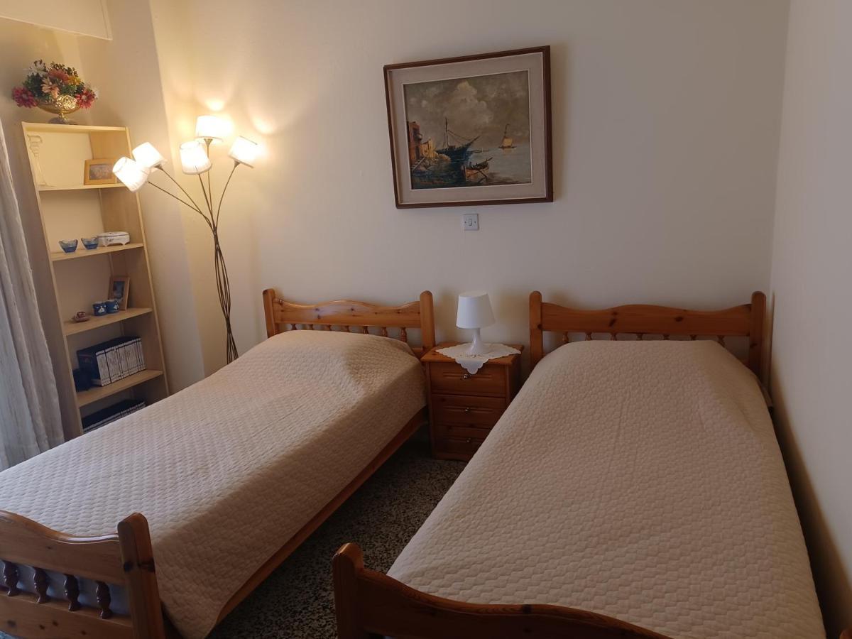 Seaside Family Apartment Loutraki Dış mekan fotoğraf